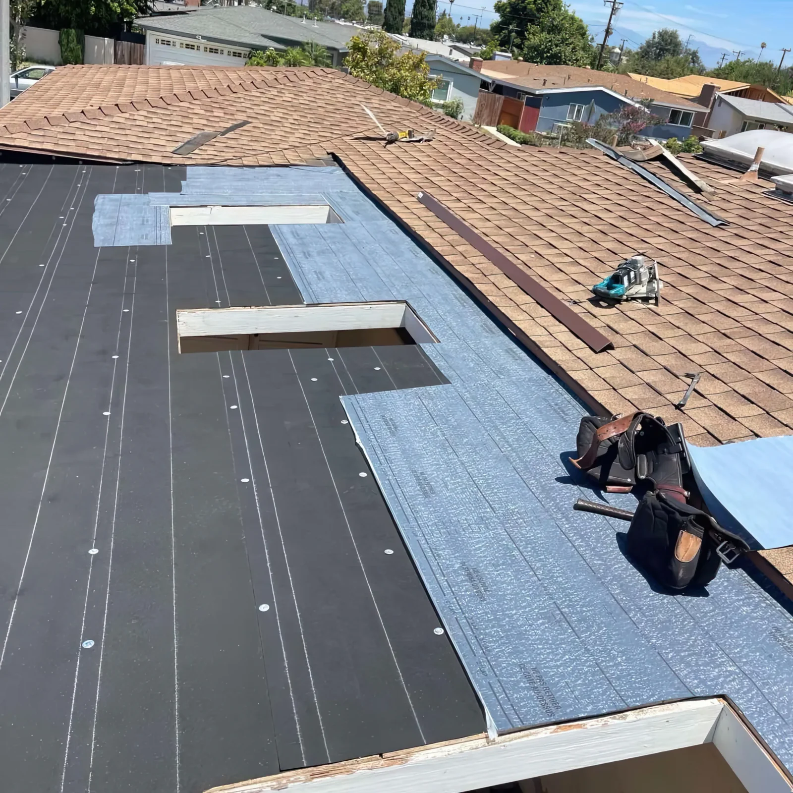Skylight Reinstallation During Roof Replacement — photo 3 of 5