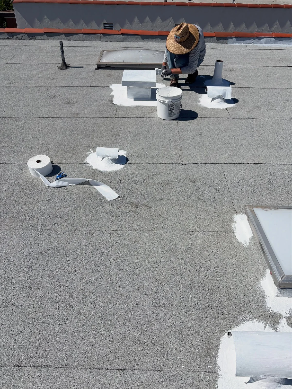 Long Beach Flat Roof Restoration: A Complete Silicone Roofing System — photo 5 of 11