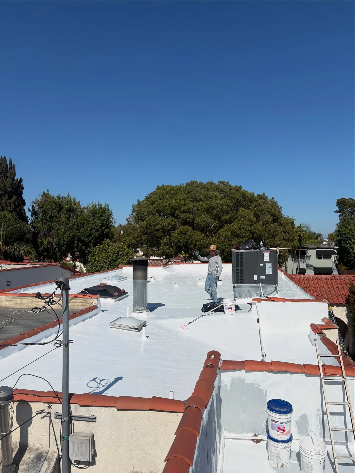 Long Beach Flat Roof Restoration: A Complete Silicone Roofing System — photo 10 of 11